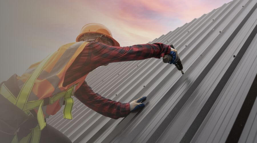 Expert Emergency Roof Repairs services in Hagerstown, IN